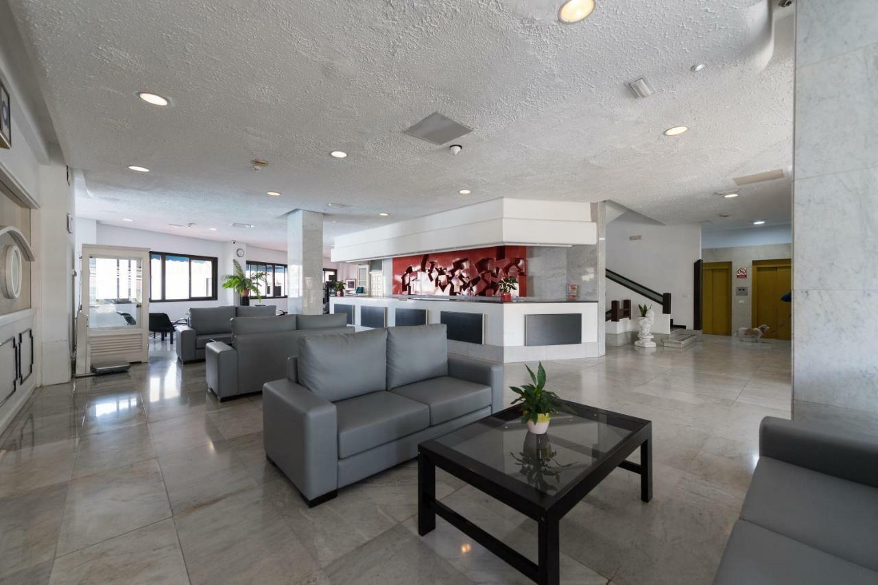 Apartamentos Karma Playa del Inglés Esterno foto